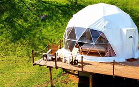 Nomad Glamping